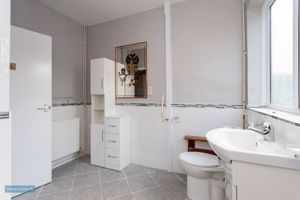 Wet Room- click for photo gallery